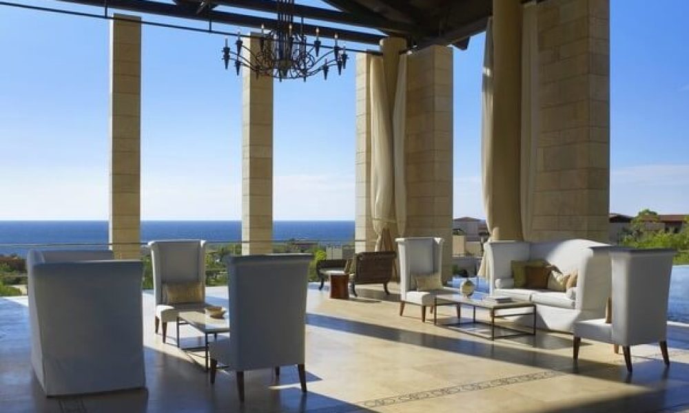 14-1078_Romanos20Lobby